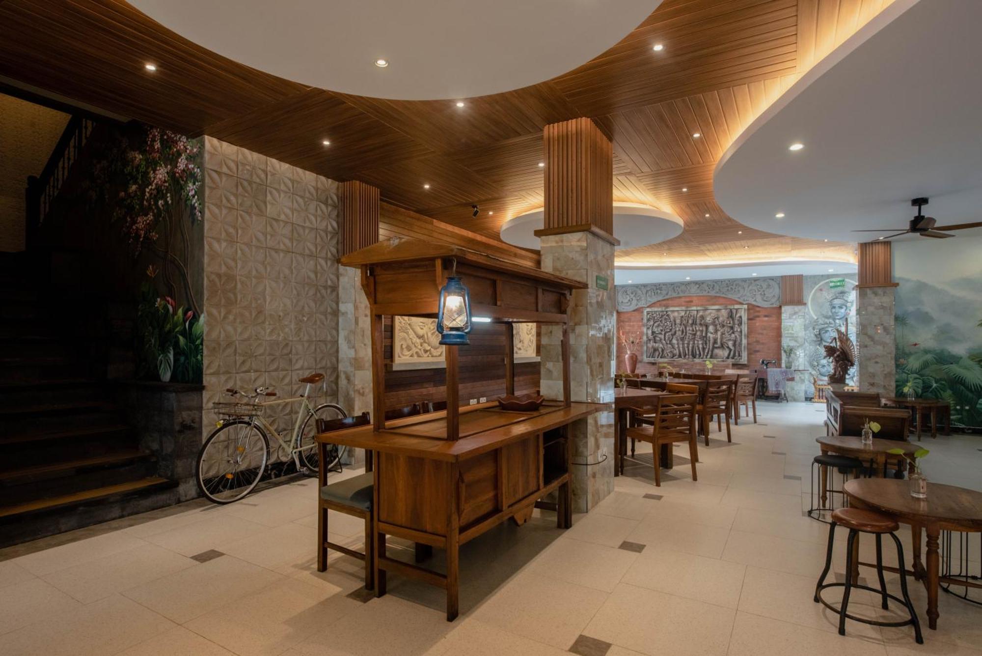 Sandat Hotel Legian Kültér fotó